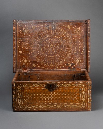 Coffret hispano-mauresque mudéjar - Espagne XVIe siècle - Objets de Vitrine Style Renaissance