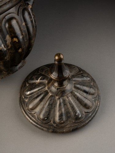 Objet de décoration Cassolettes, coupe et vase - Pot Renaissance à décor godronné - Venise, XVIe siècle