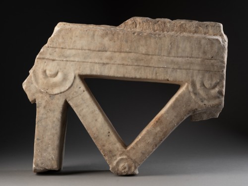 Fragment d’architecture en mabre - Empire romain, Ier siècle apr. J.-C. - Sculpture Style 
