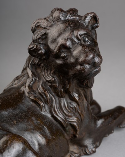 Lion couché - Italie centrale XVIIe siècle - Renaissance