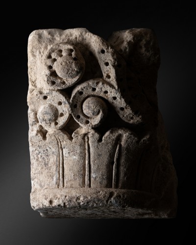 Romanesque Capital - Southwestern France12th century - Architectural & Garden Style Middle age