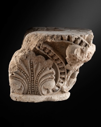 Romanesque limestone capital - first half to mid-12th century - Architectural & Garden Style Middle age