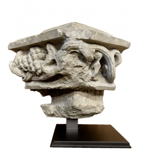 Frise d'angle sculptée - France - XVe siècle