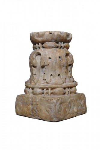 Renaissance marble column - Florence, 15th century