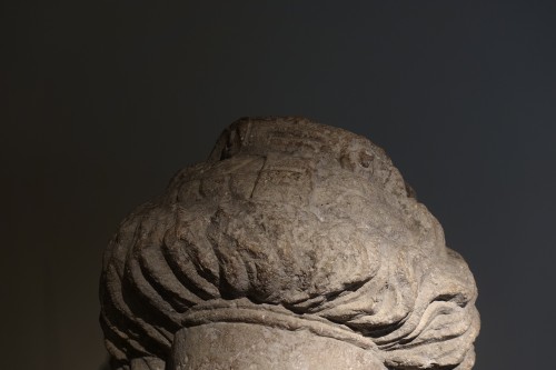 BC to 10th century - Monumental feminine head - Roman Empire (Palmira?) - 3rd-4th century AD
