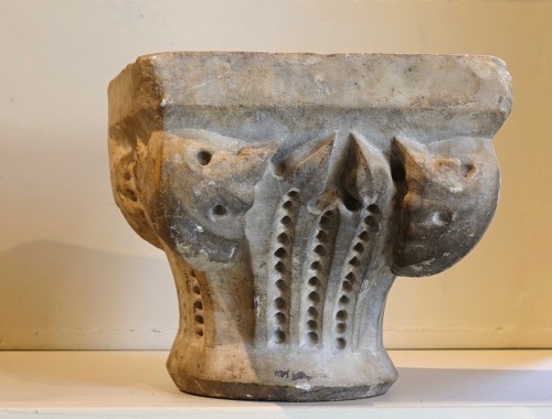 Small marble capital - Tuscany, XIV century - Middle age