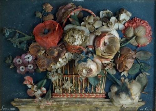 Relief en cire représentant un vase avec les fleurs - Italie, XIXe siècle - Objets de Curiosité Style 