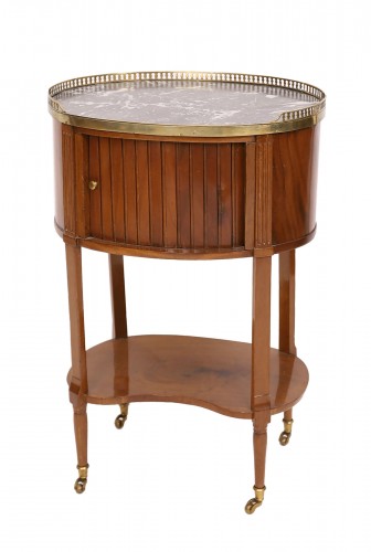 Petite table de salon ovale en acajou vers 1800