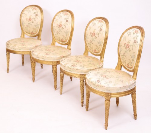 Suite de quatre chaises Louis XVI - Sièges Style Louis XVI