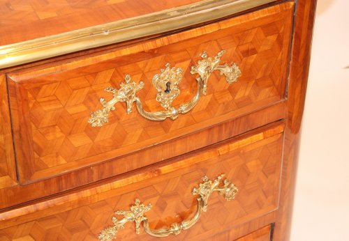 A Louis XIV chest of drawers - 