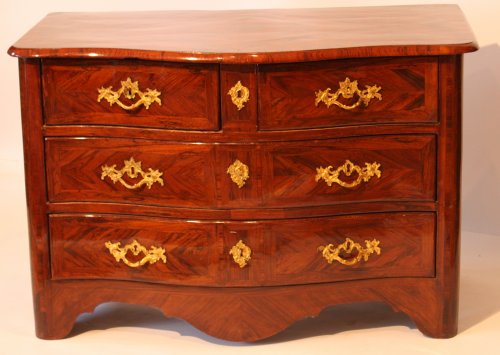 French Regence Chest of drawers - Furniture Style French Regence