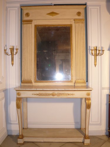 Console and Trumeau mirror Restoration period