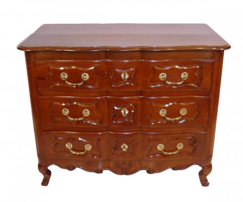 French Provincial Louis XV chest of drawers