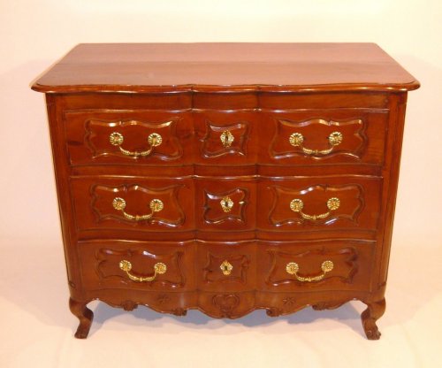 French Provincial Louis XV chest of drawers - Furniture Style Louis XV