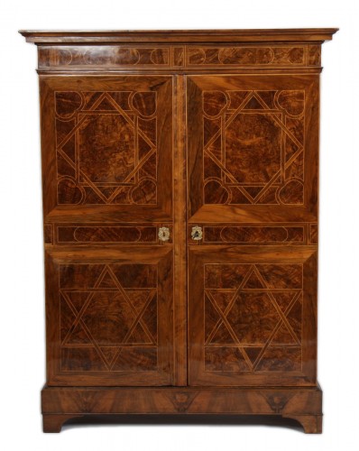 Armoire marquetée XVIIIe siècle