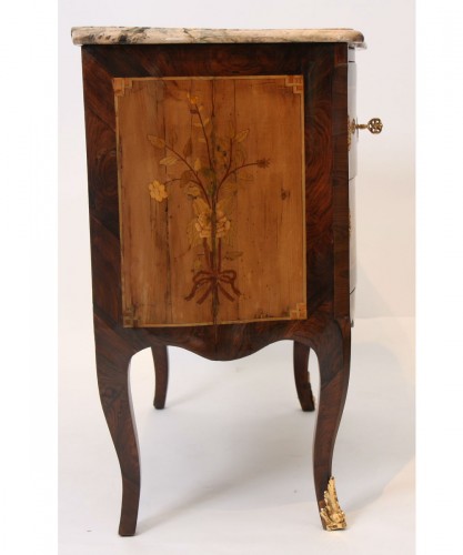 Mobilier Commode - Petite commode sauteuse marquetée Louis XV