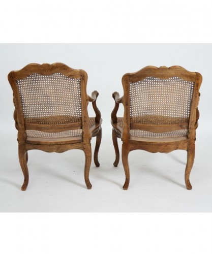 Paire de fauteuils cannés Louis XV - Denoyelle antiquités