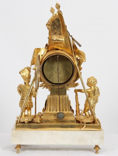 Pendule Louis XVI  "Aux enfants guerriers" - Horlogerie Style 