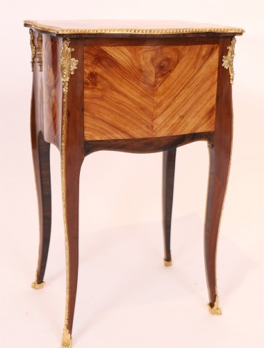 18th century - Louis XV table stamped Nicolas Petit