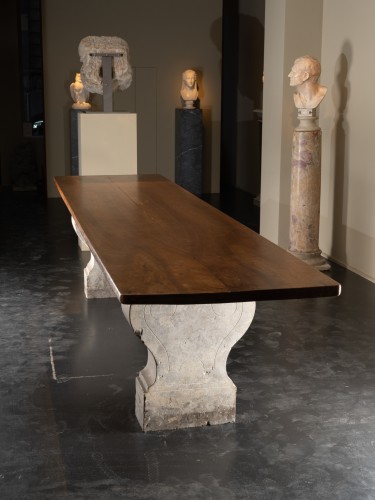Paire de grands pieds de table et plateau en noyer - Mobilier Style 