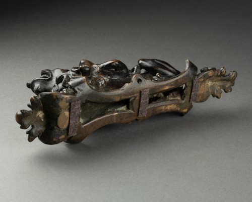 Antiquités - Flemish bronze fitting, Putto on a lion