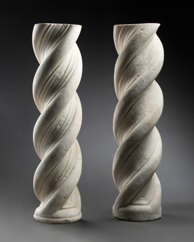 Paire de colonnes en forme d’hélice - Objet de décoration Style Moyen Âge