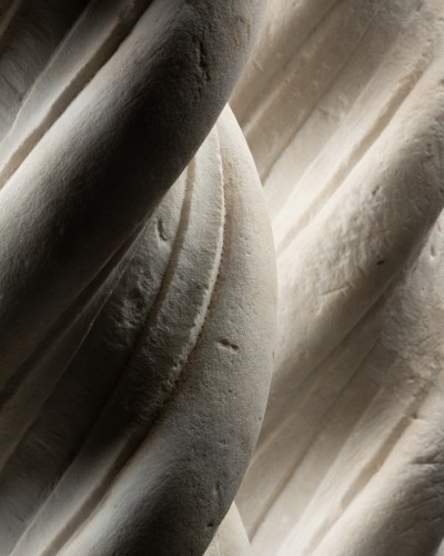 Paire de colonnes en forme d’hélice - Desmet Galerie