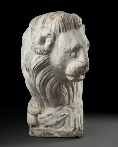 Marble Recumbant lions - 