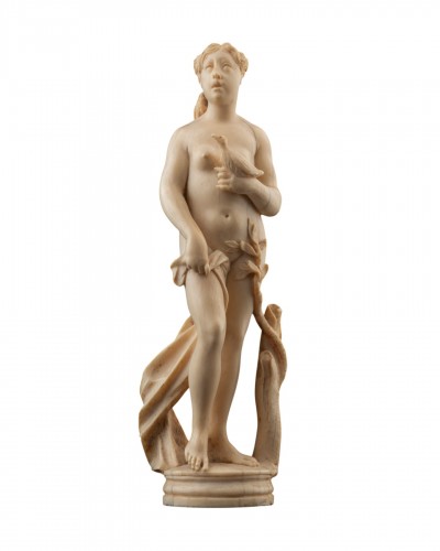 Ivory figurine of Eve