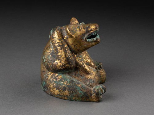 Gilt bronze bear - 