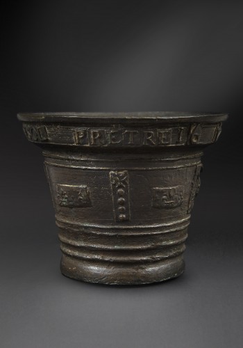 Bronze Mortar - Curiosities Style 