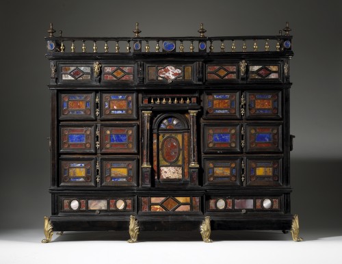 Cabinet en pierre dure, Rome milieu du XVIIe siècle - Mobilier Style 