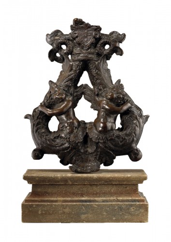 Door Knocker with two Putti