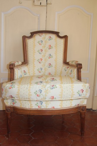 Bergère Louis XVI en bois naturel - Sièges Style Louis XVI