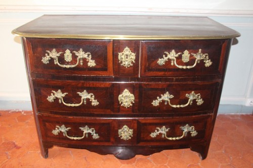 Commode marquetée en palissandre, d'époque Louis XIV, fin XVIIe - Mobilier Style Louis XIV