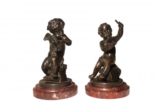 Petits amours en bronze signés Sèvres, fin XIXe
