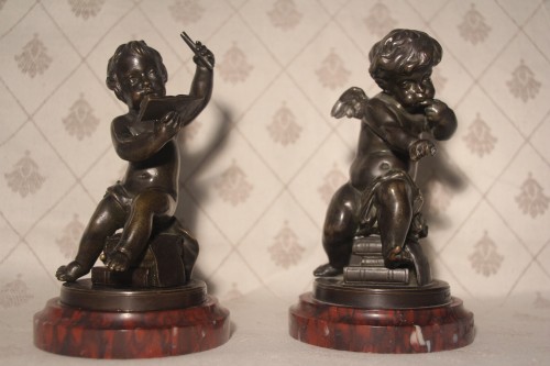 Petits amours en bronze signés Sèvres, fin XIXe - Sculpture Style Napoléon III