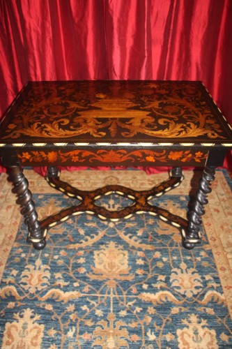 Antiquités - Table de milieu d'apparat, Hollande 1ere moitié du XIXe siècle