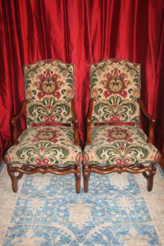 Paire de fauteuils en noyer, époque Louis XIV, Provence XVIIe - Sièges Style Louis XIV