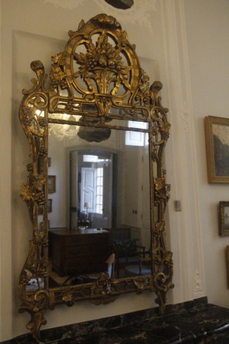 Antiquités - Large Provencal mirror with parecloses, Louis XV period