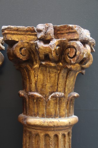 Suite de quatre demi-colonnes en bois doré, origine italienne, fin du XVIIIe siècle - Louis XVI