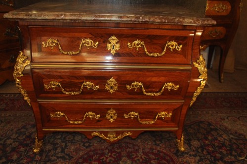 Commode aux indiens d'époque Régence vers 1720 - Mobilier Style Régence