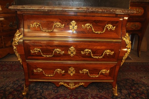 Furniture  - French Regence period commode with Indians, circa 1720