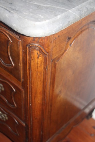 Antiquités - Commode provençale Louis XV en noyer blond