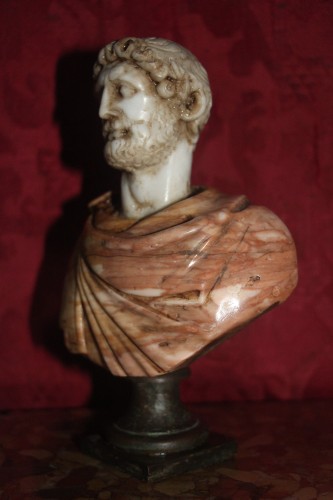 XIXe siècle - Petit buste d'empereur romain en marbre, Italie début XIXe siècle