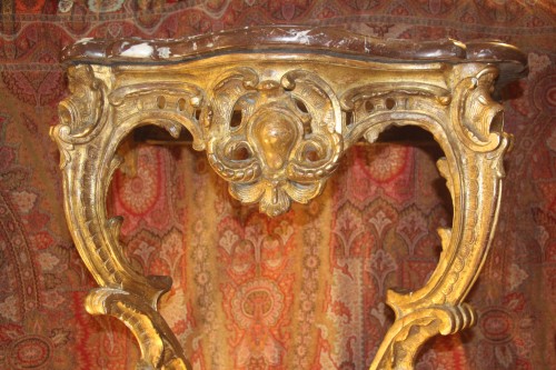 Console d'entre deux en bois doré d'époque Louis XV - Mobilier Style Louis XV