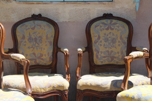 XVIIIe siècle - Suite de quarte fauteuils cabriolets Louis XV, estampillés Pillot