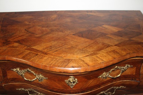 Mobilier Commode - Commode lombarde, Italie du Nord, XVIIIe siècle