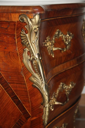 Louis XV - Commode lombarde, Italie du Nord, XVIIIe siècle