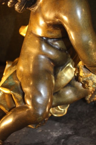 Antiquités - Allégorie de l'été en bronze, élément de mobilier d'époque Louis XV